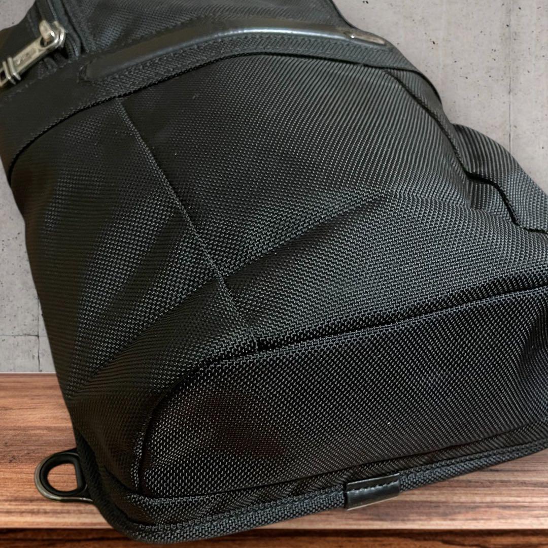 TUMI トゥミ BODY BAG 22118DH ブラック 廃盤品 超レア