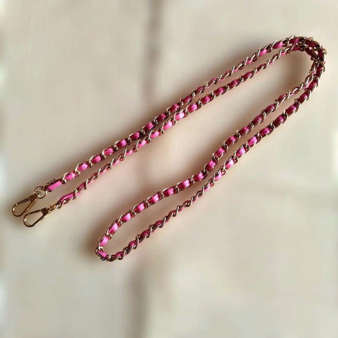 プラダ　PRADA　巾着ポーチ　ナイロンポーチ　ピンク