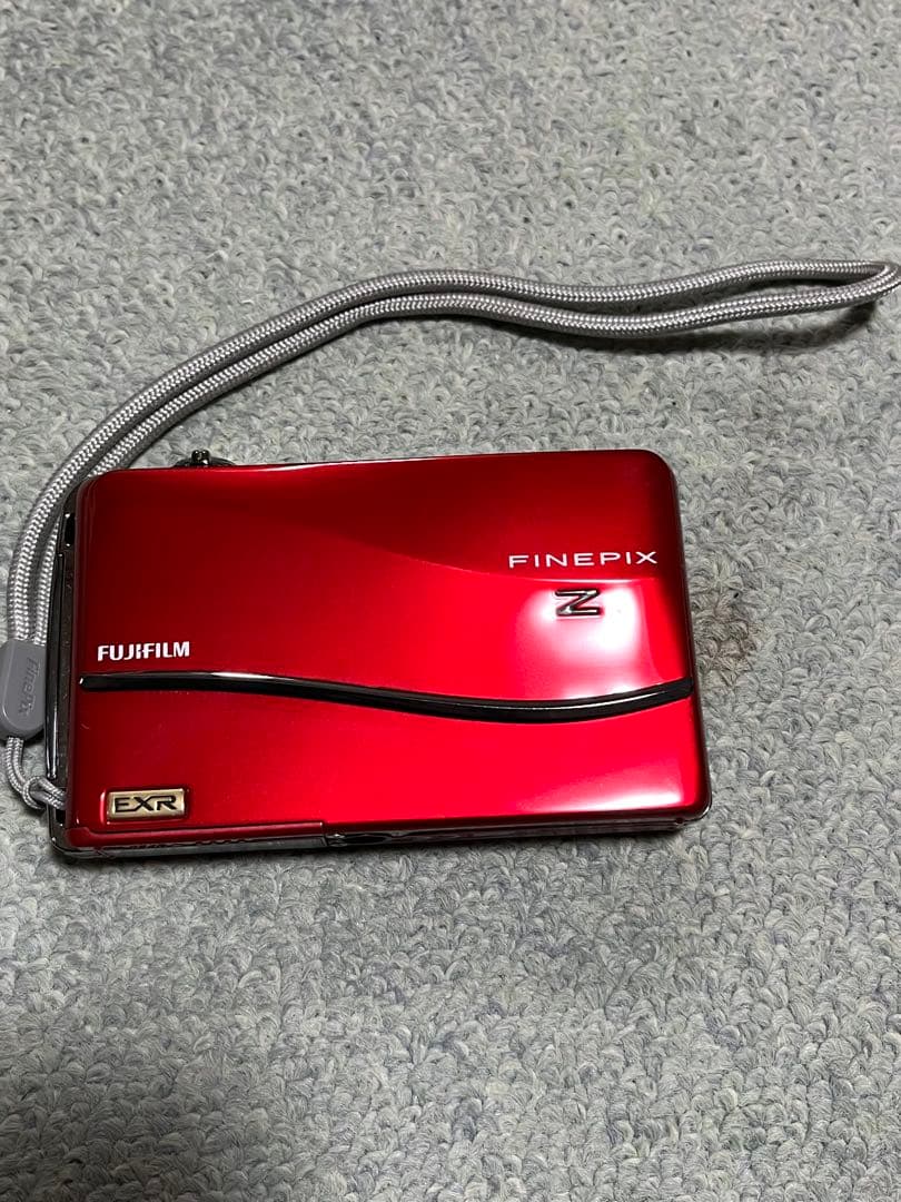 FUJIFILM FINEPIX Z800EXR レッド