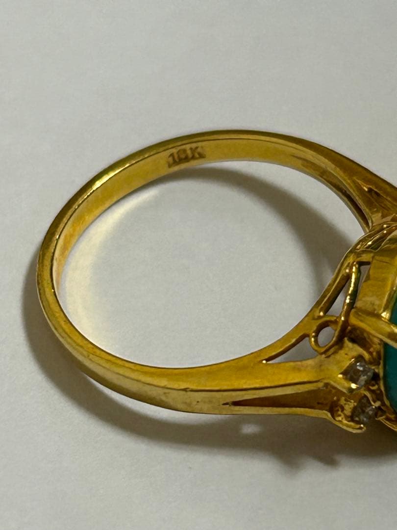 青緑色オーバルカットリング　18K