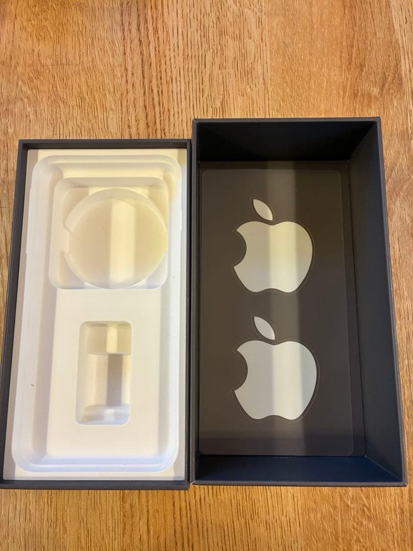 Apple iPhone 8 Plus 本体 箱付き