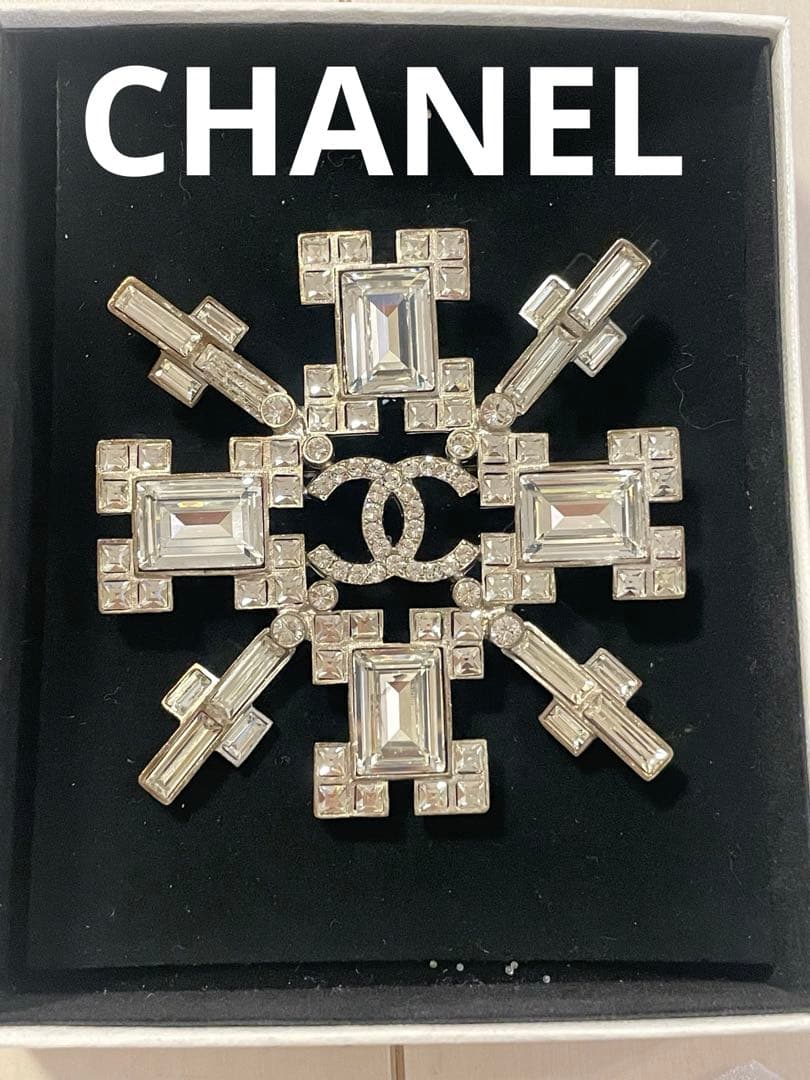CHANEL シャネル　稀少ブローチ