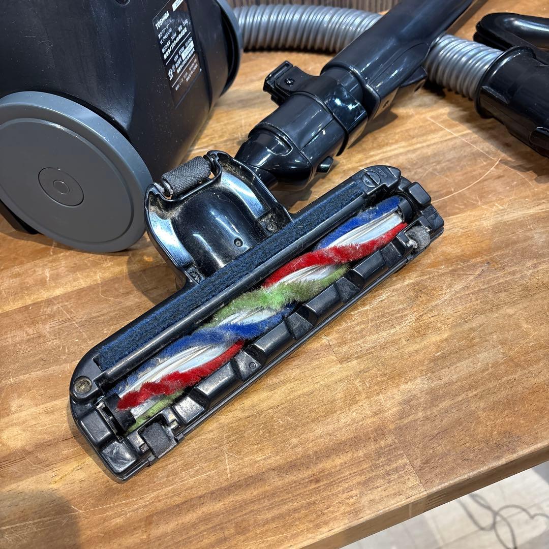 TOSHIBA 東芝 VC-PH65A-W 2022年製 紙パック式掃除機