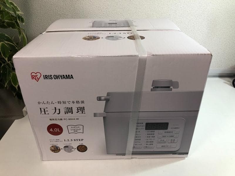 新品未開封品☆アイリスオーヤマ　PC-MA4-W　電気圧力鍋4.0L