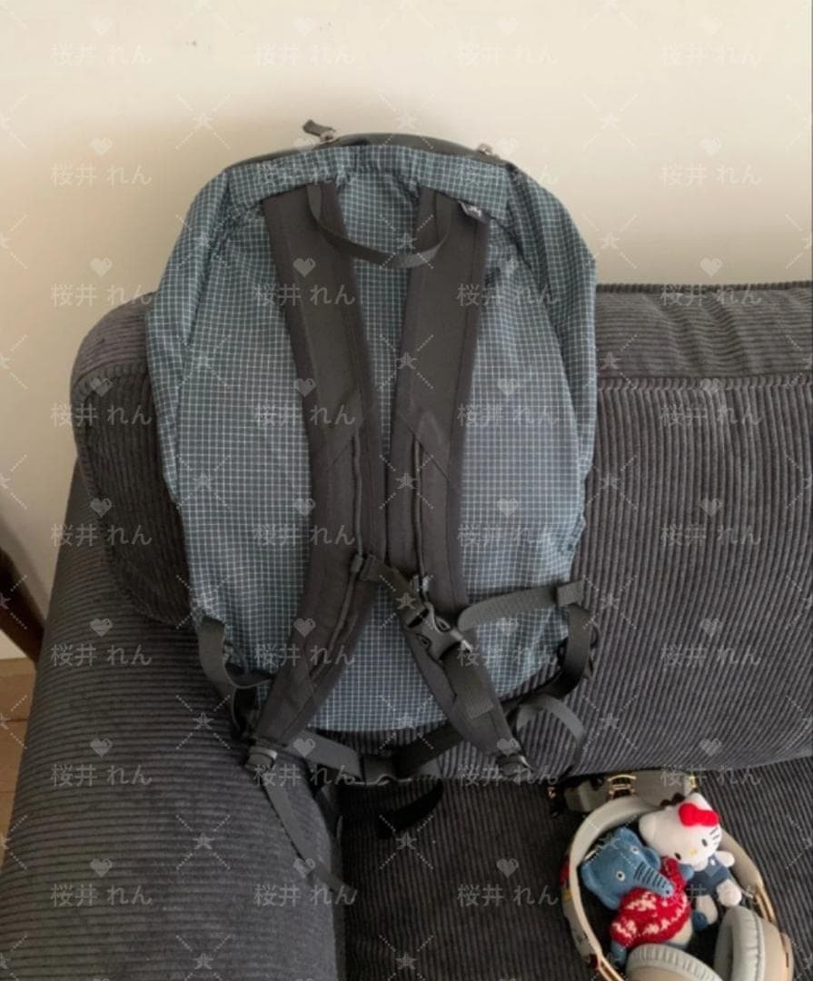 Corteiz　ダウンジャケット　フード付きダウンジャケット 黒M