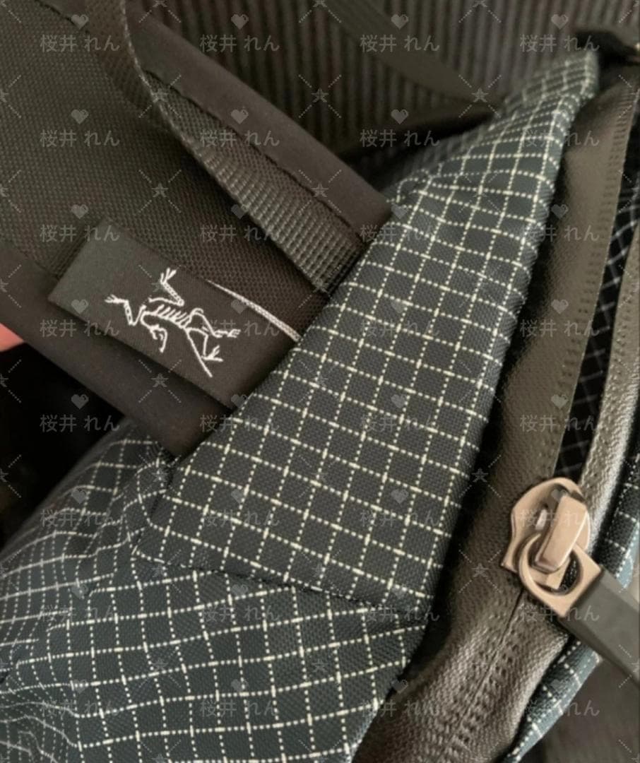 Corteiz　ダウンジャケット　フード付きダウンジャケット 黒M