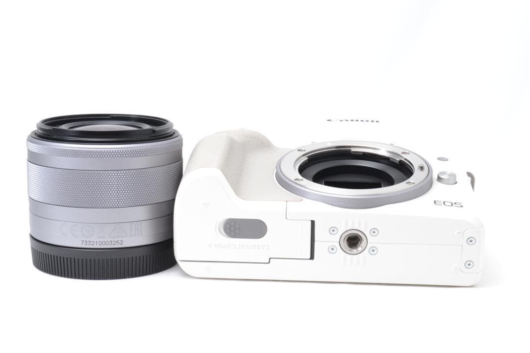 ■ 美品 ■ キャノン Canon EOS Kiss M2 ホワイト