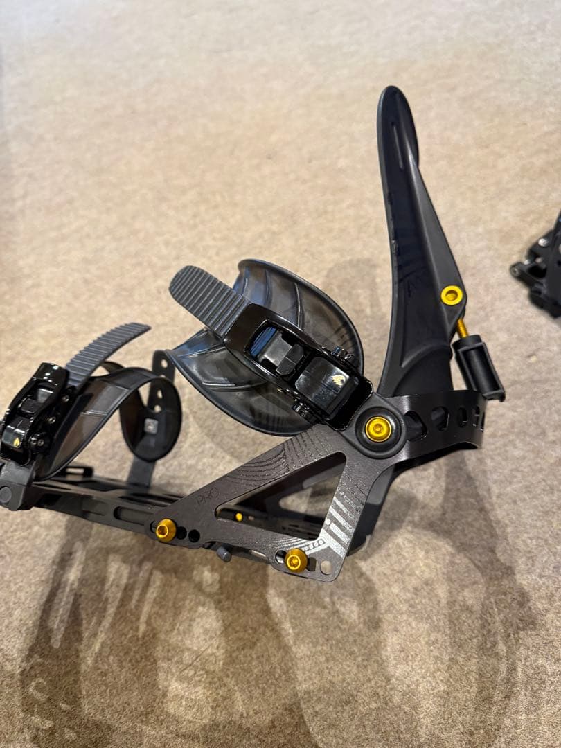 SPARK R&D ARC ST PRO 24-25 サイズL 黒