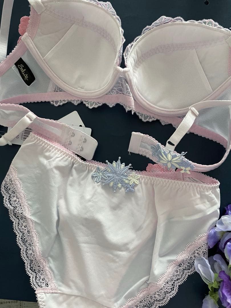 サルート C70/M 50G PU 人魚姫