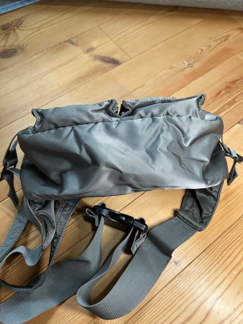 お*茶様 【希少】PORTER タンカー　シルバーグレー ショルダーバッグ