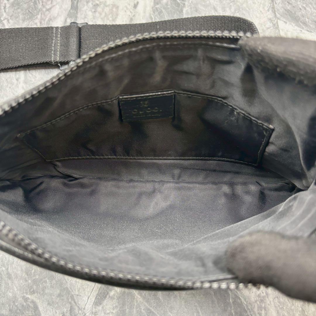 ✨美品✨GUCCI GG ショルダーバッグ ボディ ウエスト レザー 黒 ロゴ