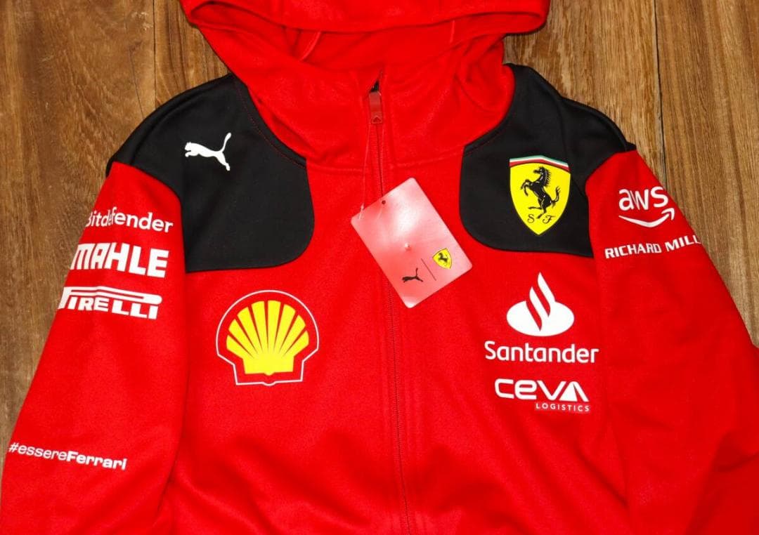 新品 PUMA × フェラーリ ソフトシェルジャケット (XS　Ⓗ