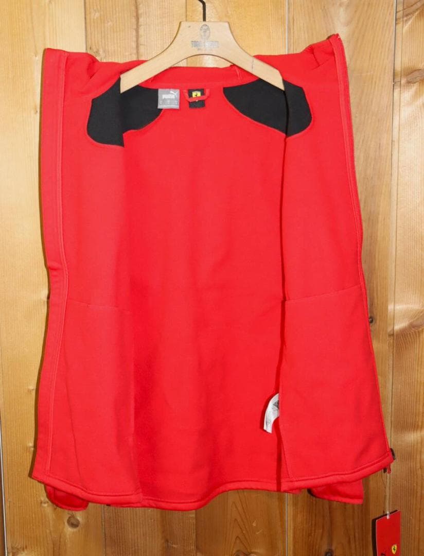 新品 PUMA × フェラーリ ソフトシェルジャケット (XS　Ⓗ