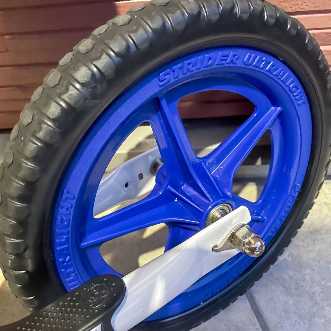 【美品】【限定色】STRIDER バランスバイク トリコロール