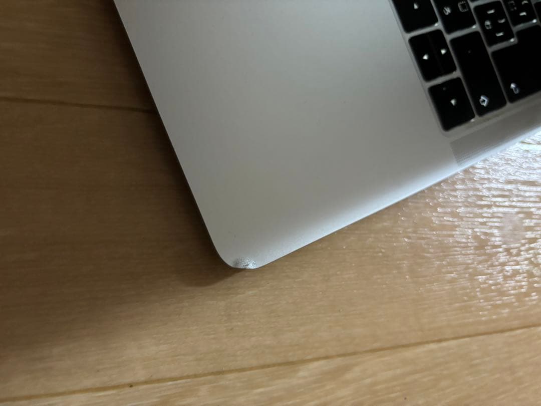 Apple MacBook Air 13インチ/RAM 8GB/SSD256GB