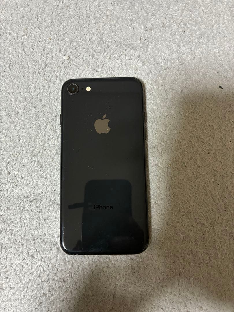 S*）様 Apple iPhone 8ブラック 本体