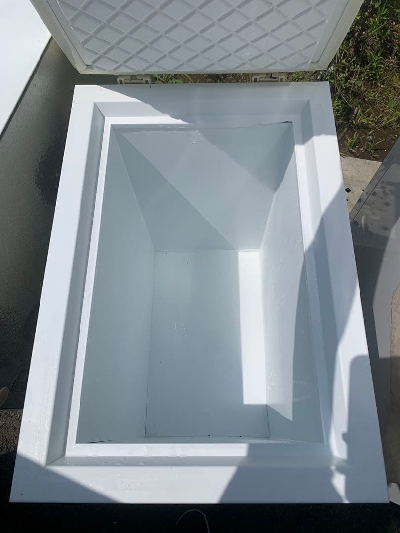 三ツ星貿易　冷凍　60L VF-060 チェスト型フリーザー