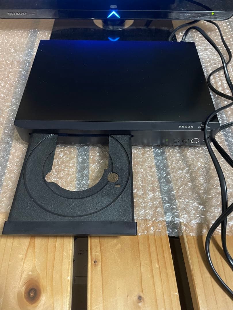 東芝 22年製 据え置き・コンパクト・小型DVD・ブルーレイプレーヤー