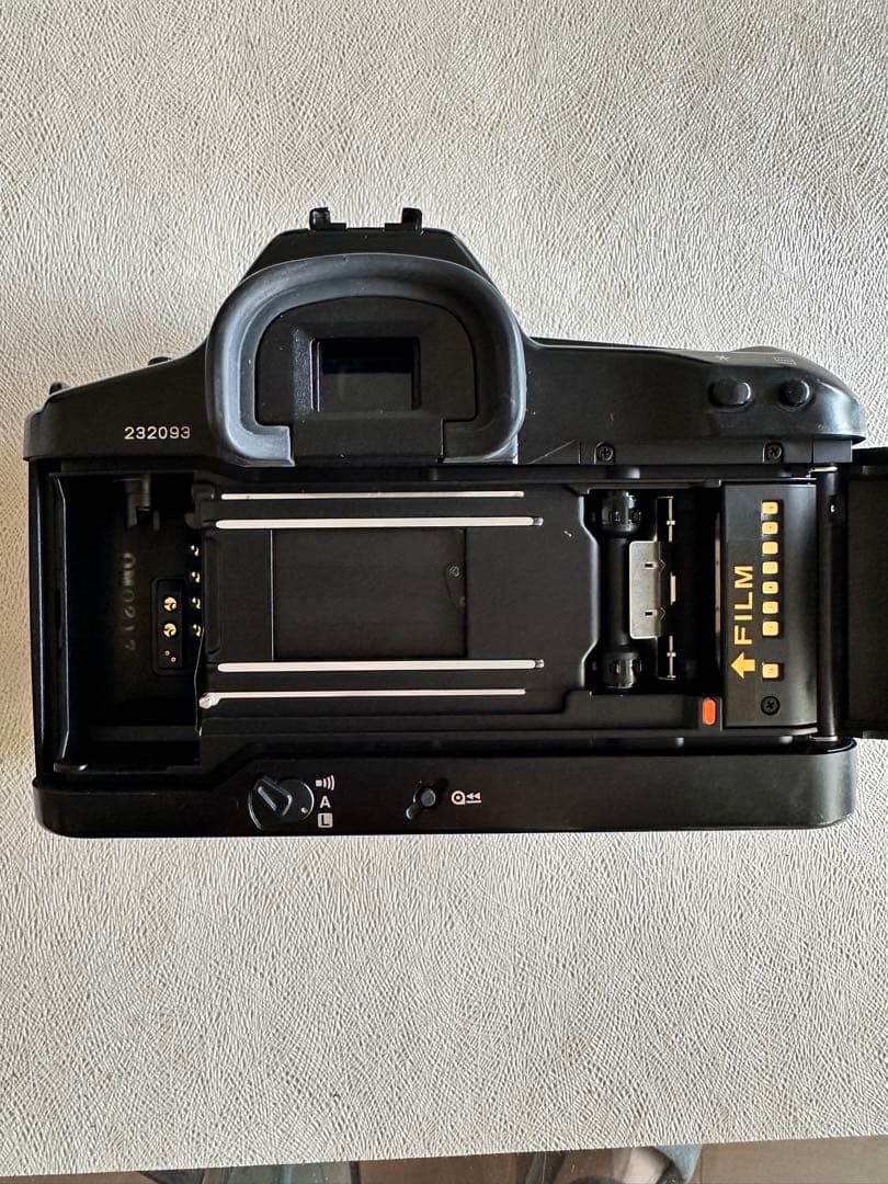 Canon EOS-1N BODYのみ【フィルム】