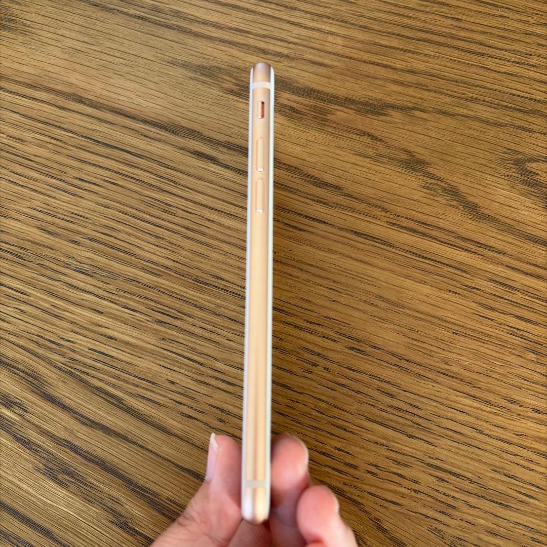 iphone8 64GB ピンクゴールド　付属品付き　SIMロックあり