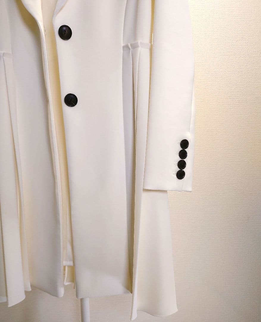 フォクシーニューヨーク定価13万ワンピ、コートにも♪、プリーツスカートワンピ