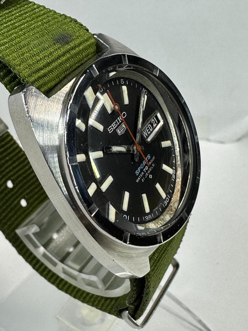 SEIKO ファイブスポーツ 6119-8140 エンジンターンドベゼル 稼働品