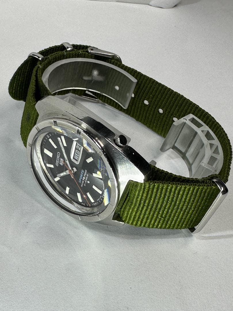 SEIKO ファイブスポーツ 6119-8140 エンジンターンドベゼル 稼働品