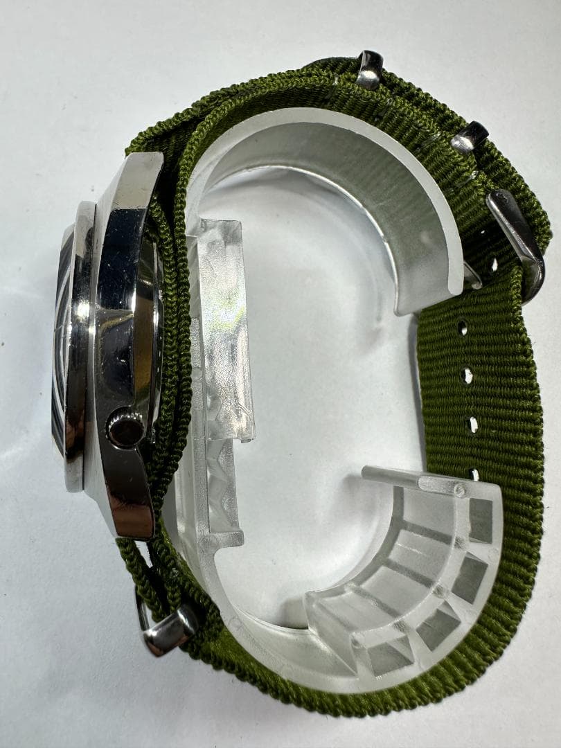 SEIKO ファイブスポーツ 6119-8140 エンジンターンドベゼル 稼働品