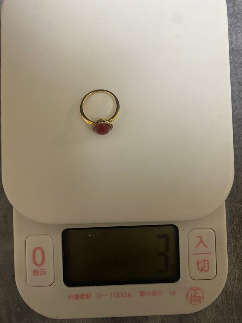 K18 赤い珊瑚ダイヤ リング　18金　ダイヤ0.14