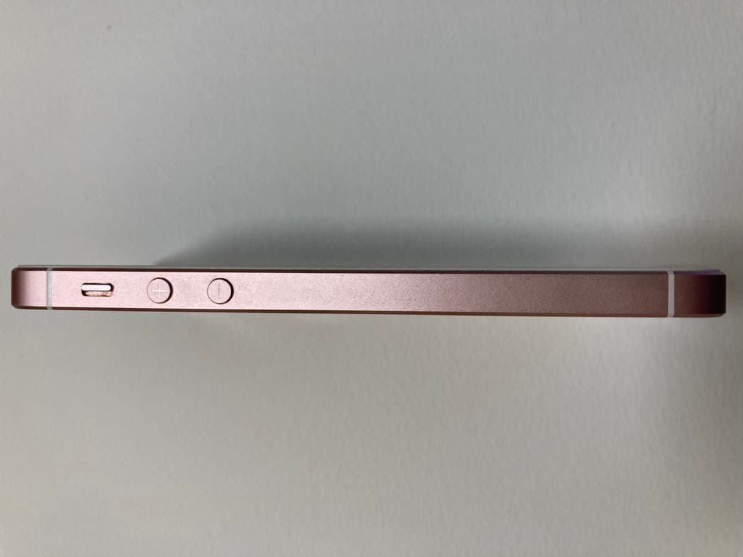 iPhone SE 初代 128GB SIMフリー 初期化済