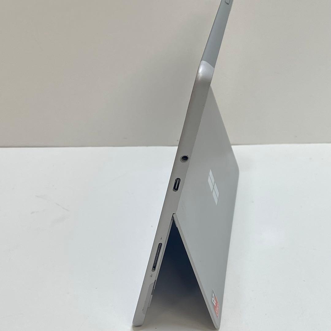 #073 Surface Go 2 モデル1826 Office付き