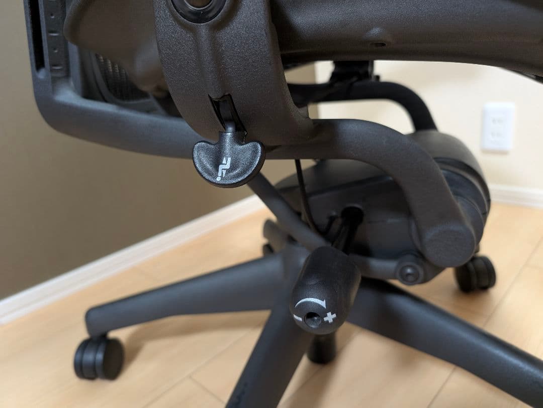 【直接引取価格/配送も可】ハーマンミラー アーロンチェア Bサイズ フル装備