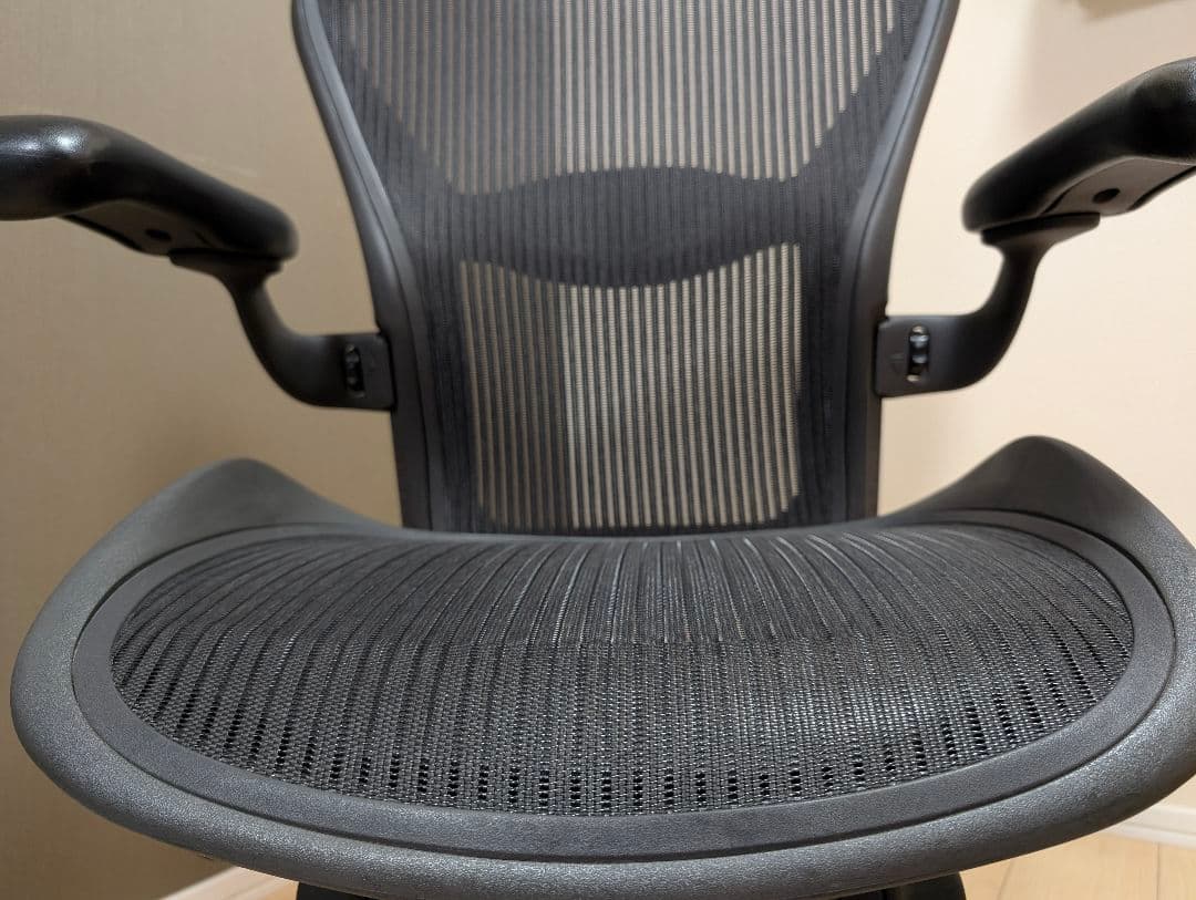 【直接引取価格/配送も可】ハーマンミラー アーロンチェア Bサイズ フル装備