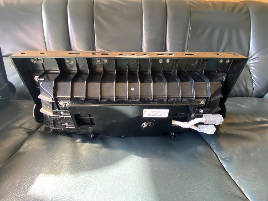 小糸　LED テールランプ　KOITO 3連タイプ　ノーマルターン　左右　②