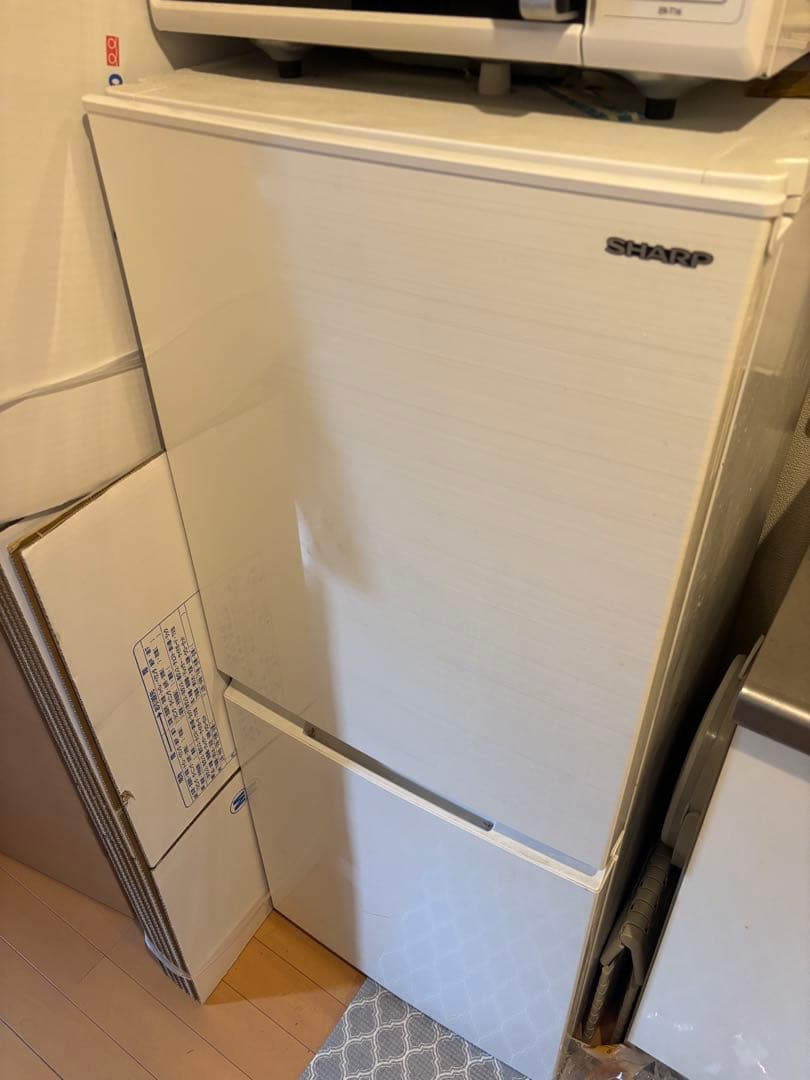 SHARP 冷蔵庫 152L 2021年製　左右開き　単身　一人暮らし