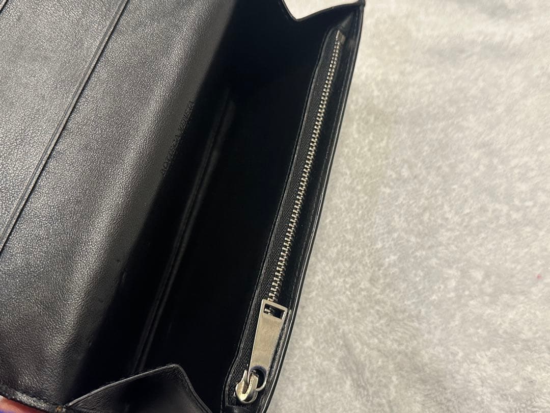 BOTTEGA VENETA ブラックレザー長財布