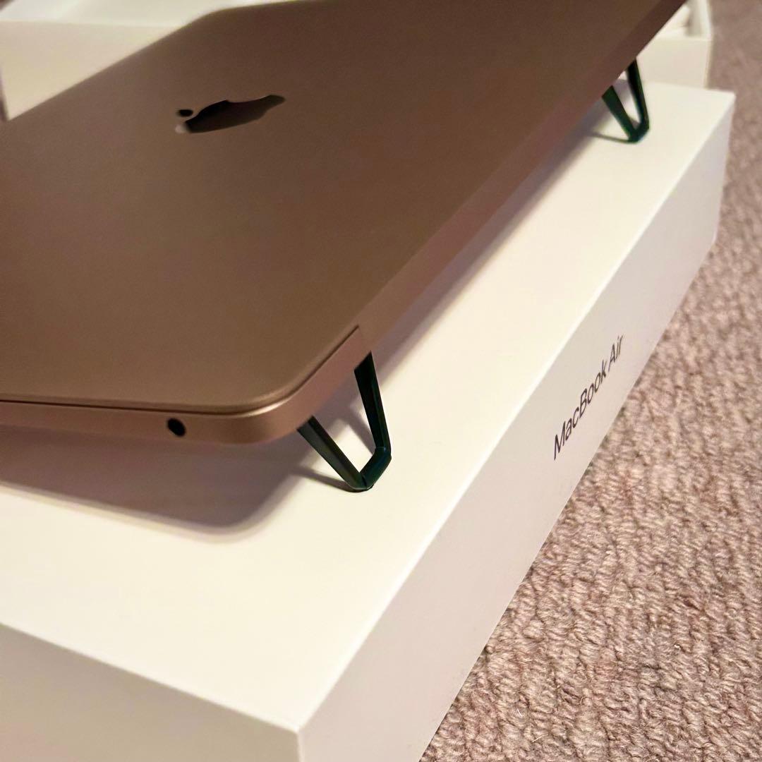 ★美品・MacBook Air 2020 i5 8GB/256GB バッテリー良