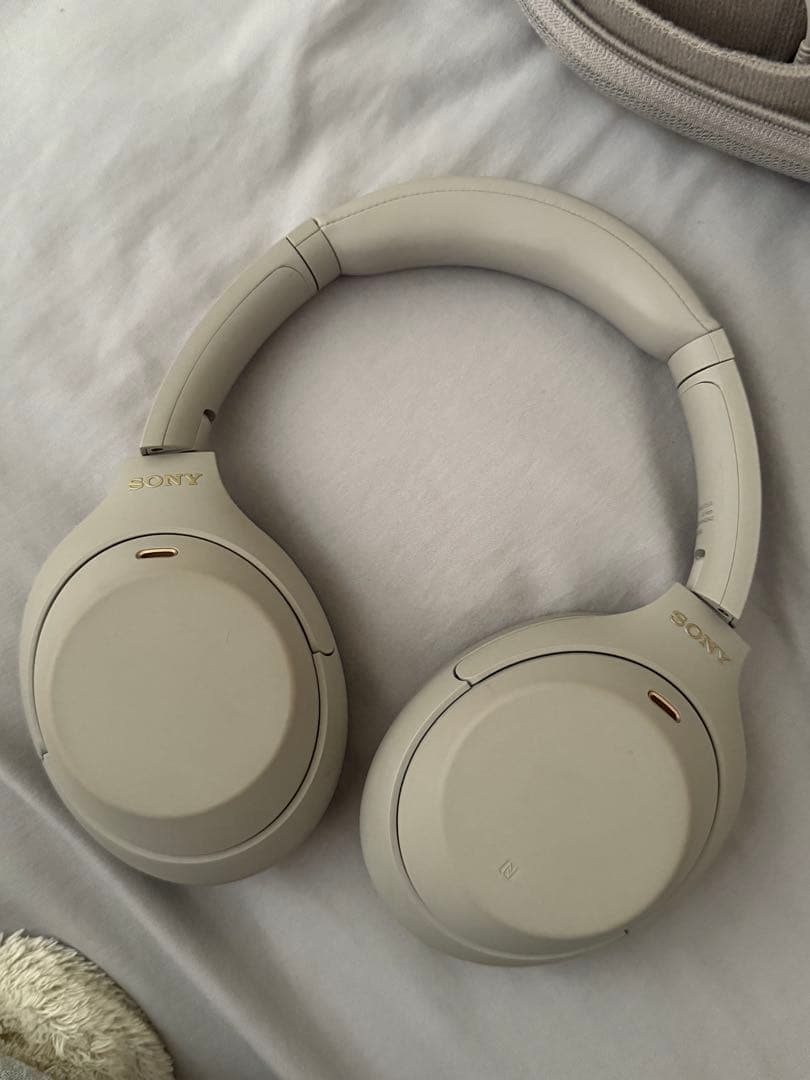 Sony WH-1000XM4 ワイヤレスヘッドホン グレー ケース付き