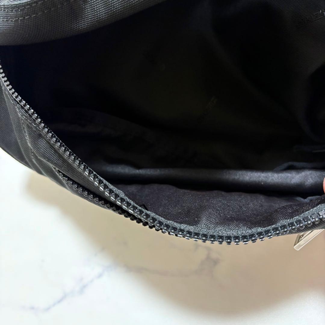 極美品 KENZO ケンゾー タイガー刺繍 ボディバッグ ウエストポーチ 黒