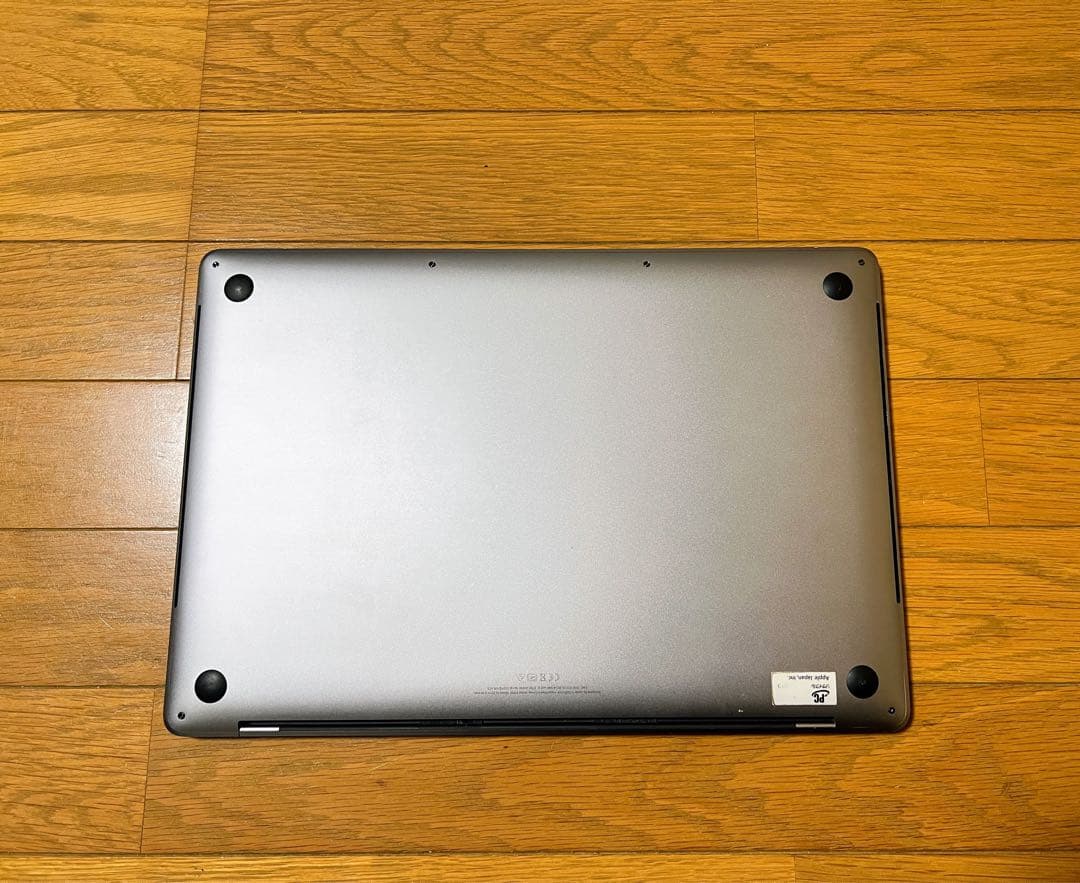 MacBook Pro 15インチ Core i9/16GB/SSD 512GB