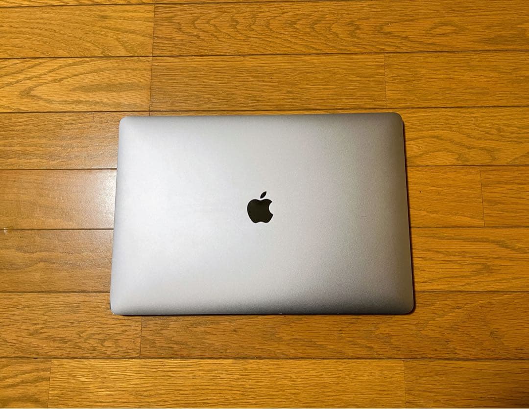 MacBook Pro 15インチ Core i9/16GB/SSD 512GB