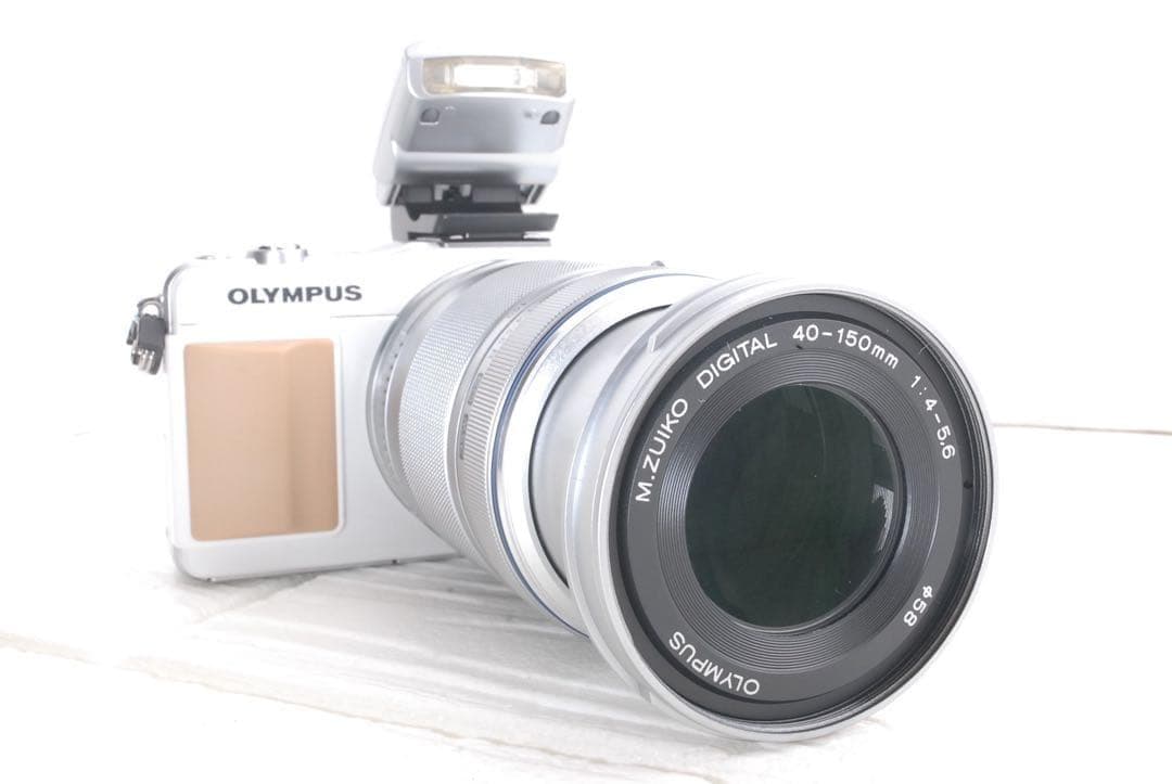 OLYMPUS PEN Mini E-PM2 ダブルズームキット内蔵フラッシュ付