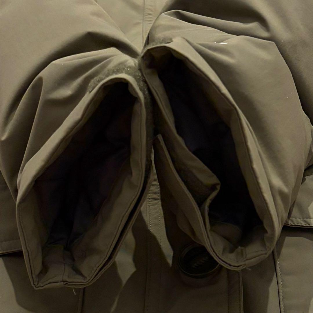 美品　人気カラー　コロンビア　タナナループダウンジャケット　M 3204 カーキ