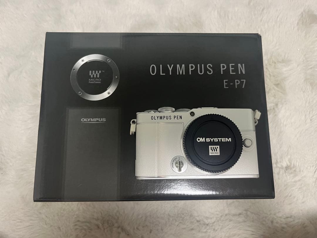 OLYMPUS PEN E-P7 ホワイト 2本レンズ付き
