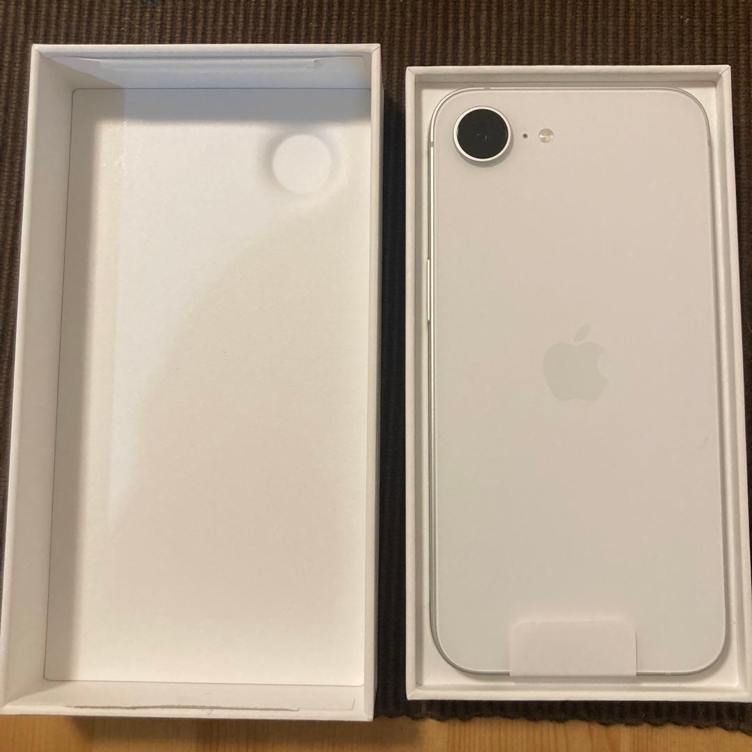 iPhone16e 128GB SIMフリー　ホワイト（白） 新品開封・未使用