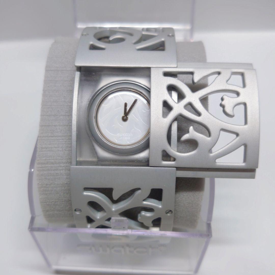 ✨美品✨Swatch スウォッチ IRONY LADY FLOWER バングル