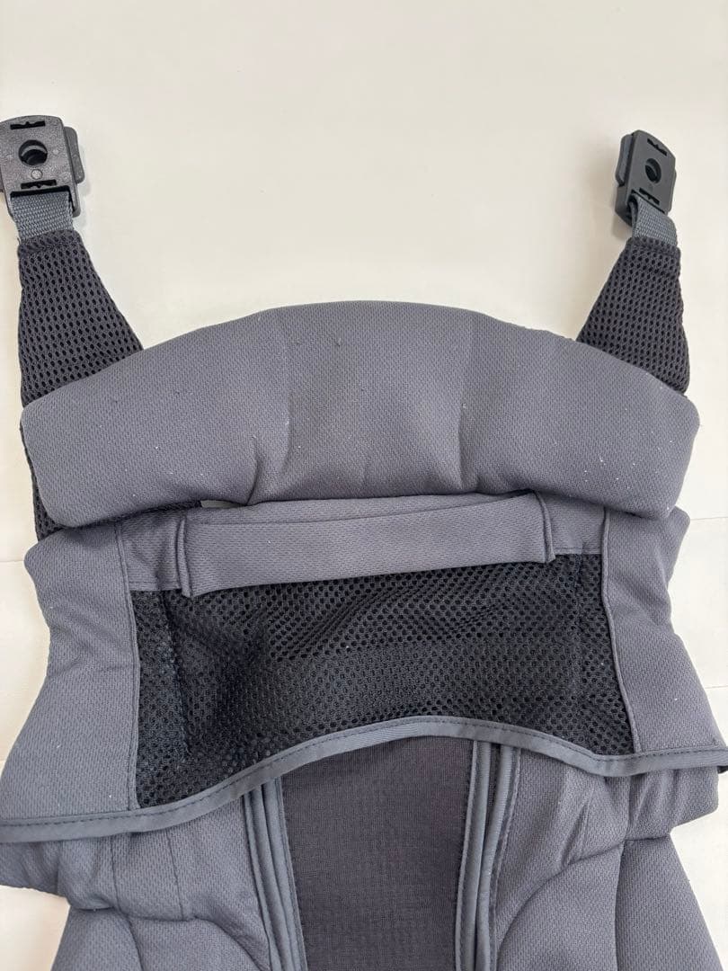 Aprica 抱っこひも　ラクリス　ダークグレー