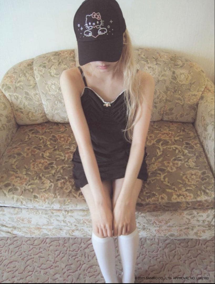 PELLICULE × HELLO KITTY cap