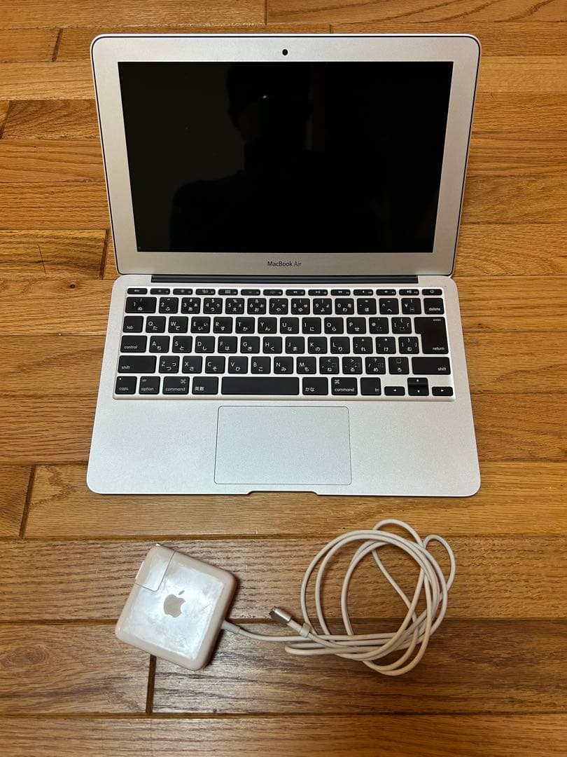 【超美品】MacBookAir11インチ2014 充電回数少 純正充電器 箱付
