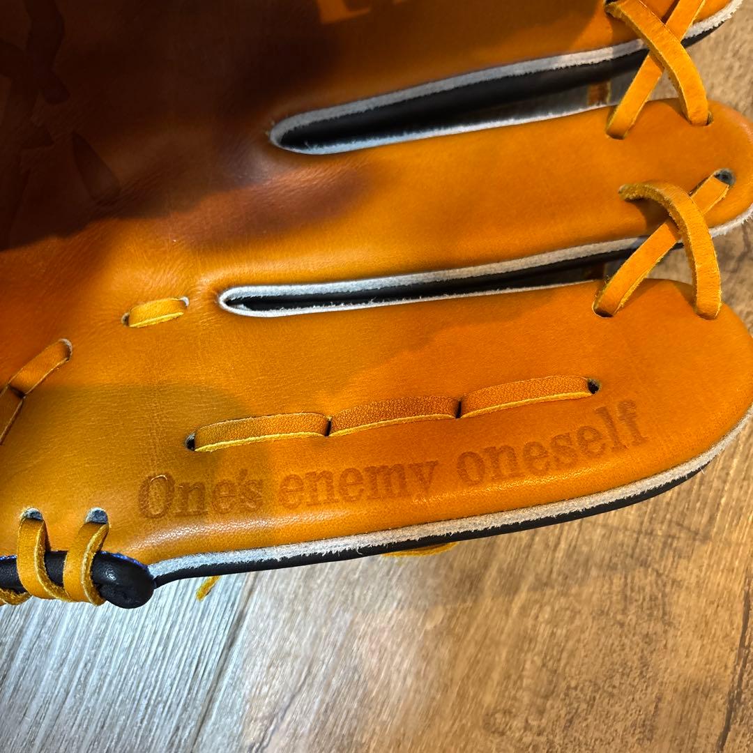 誠ナチュラルフィット 軟式グローブ 黒/オレンジ